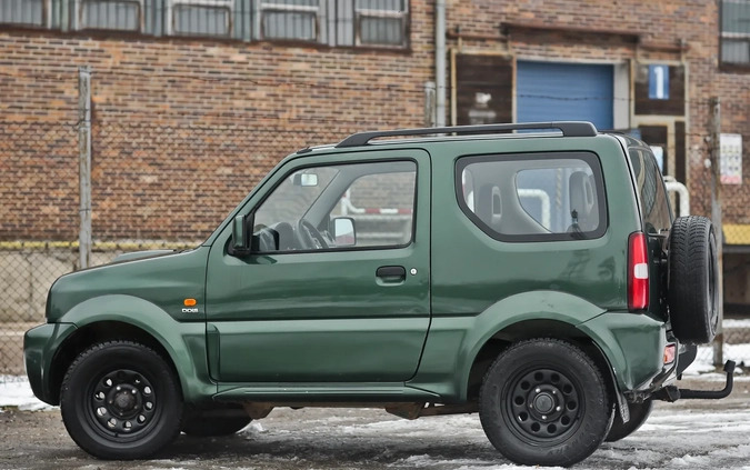 Suzuki Jimny cena 24500 przebieg: 228000, rok produkcji 2010 z Krapkowice małe 742